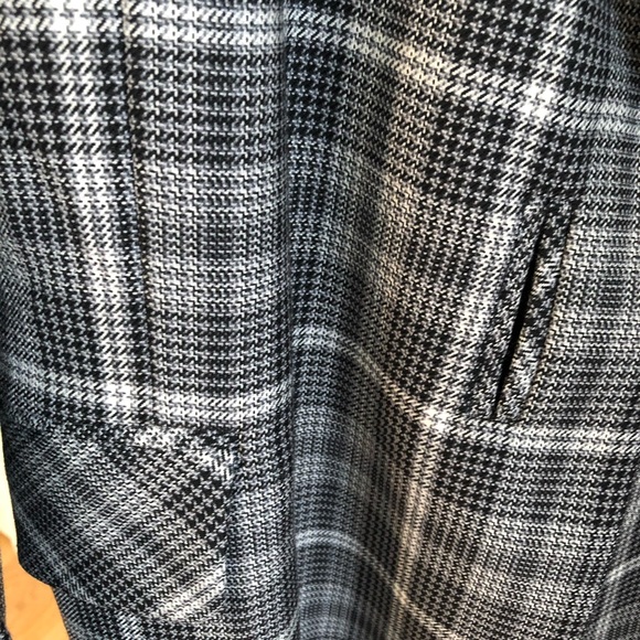 Posh plaid duster trench by Mo&Co - Picture 4 of 8